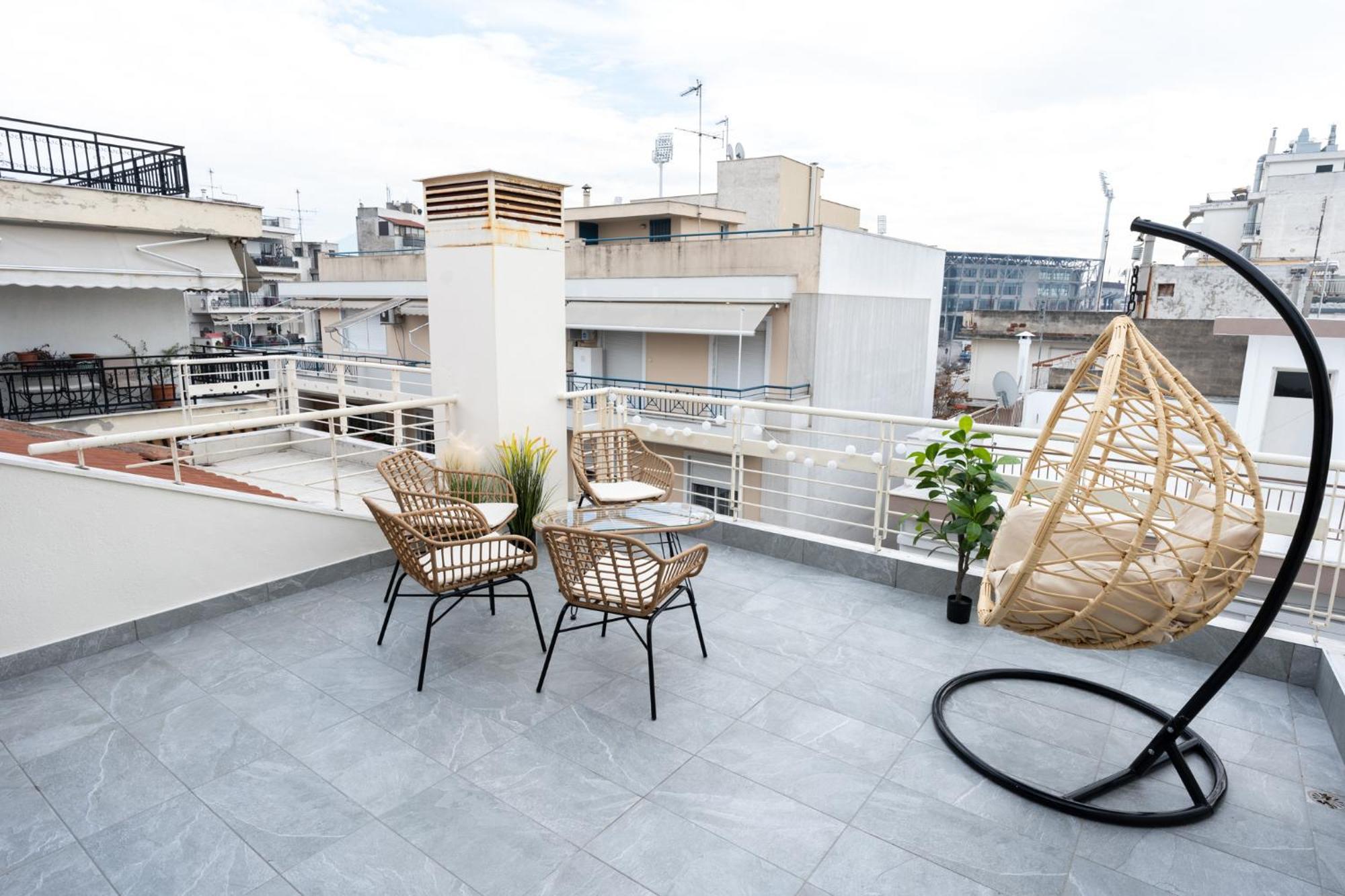 Pomegranate Luxury Penthouse Maisonette With Beautiful Terrace & Free Parking By Binobi ! Salonic Exterior foto
