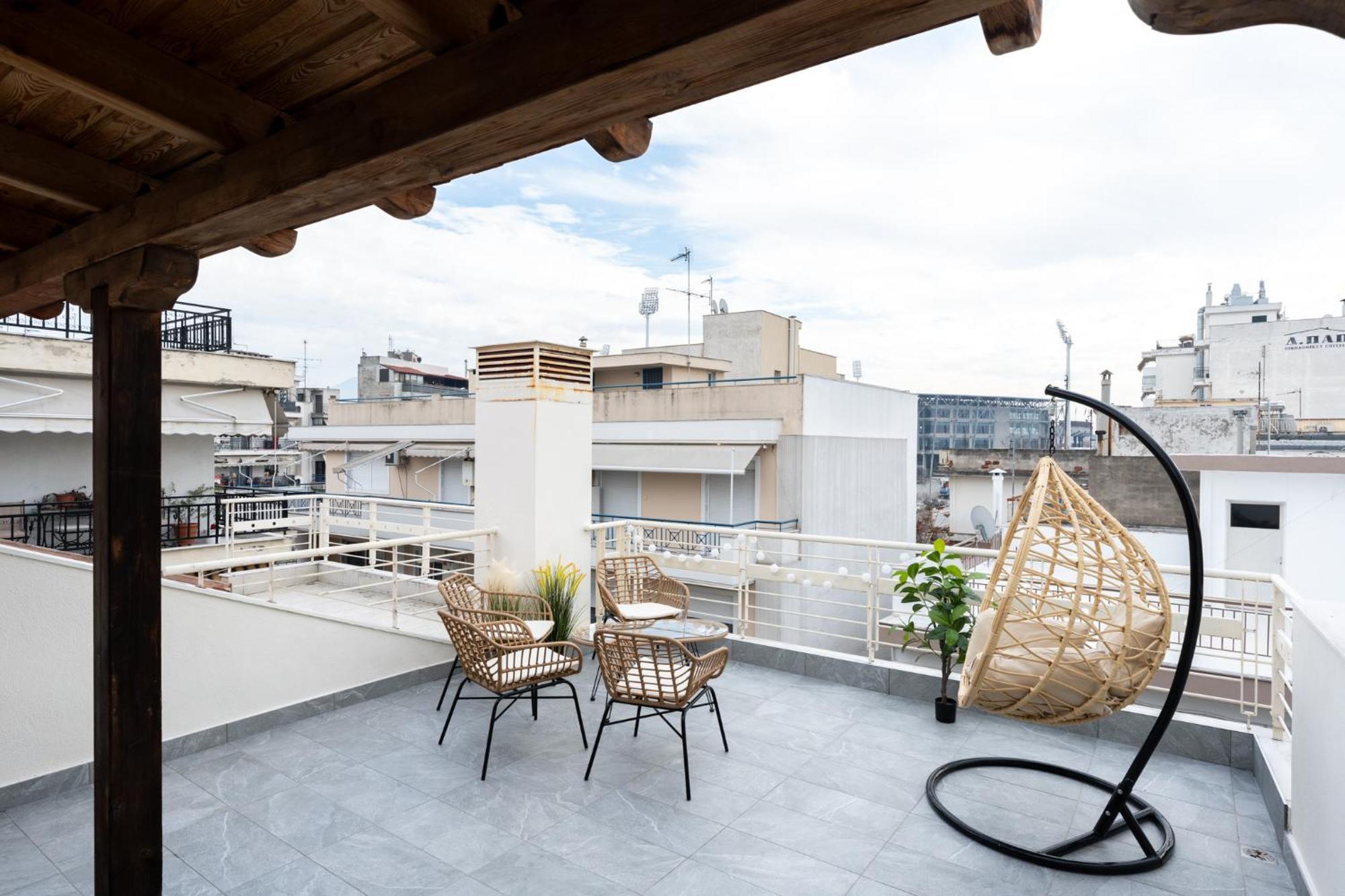 Pomegranate Luxury Penthouse Maisonette With Beautiful Terrace & Free Parking By Binobi ! Salonic Exterior foto