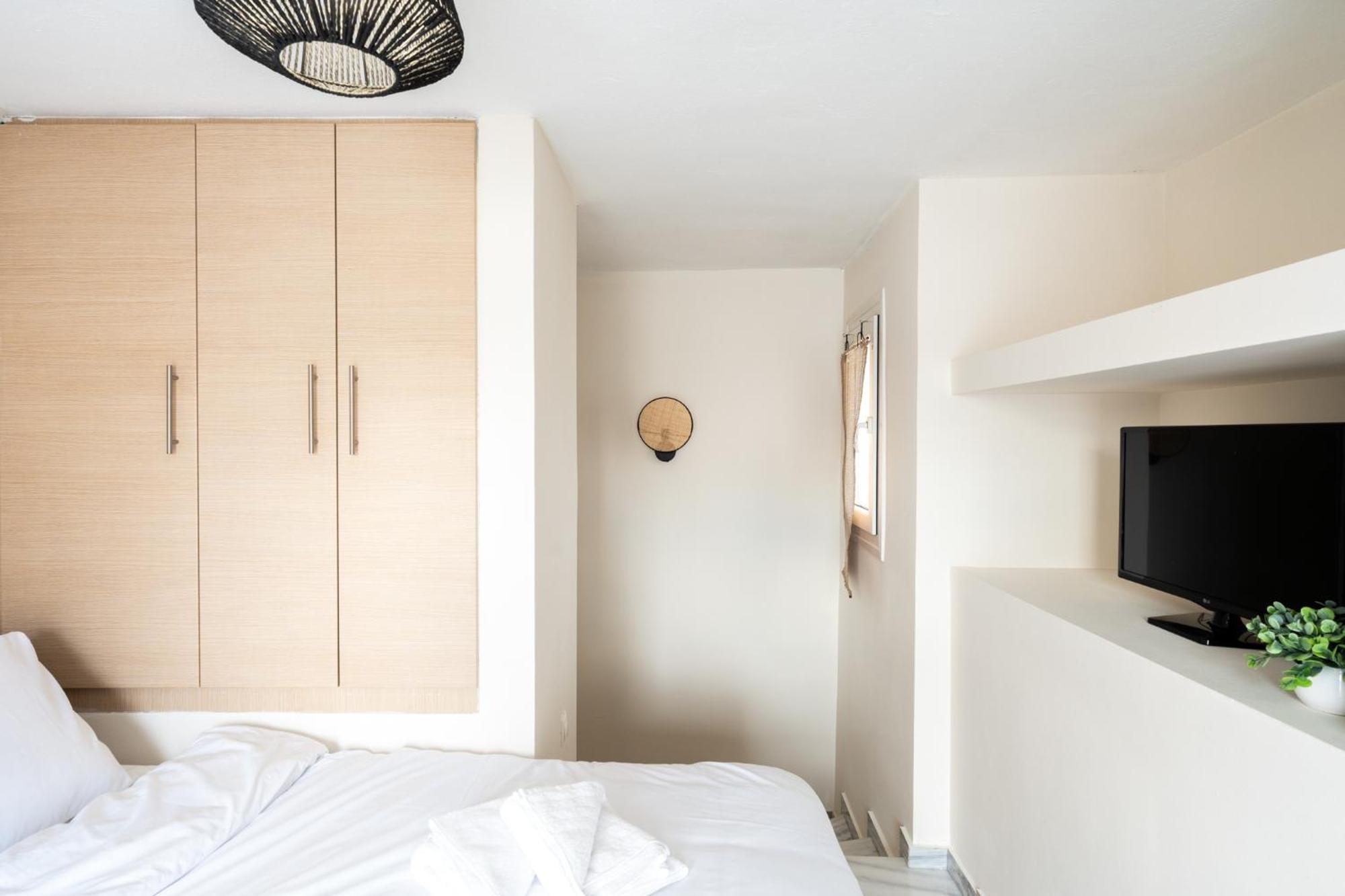 Pomegranate Luxury Penthouse Maisonette With Beautiful Terrace & Free Parking By Binobi ! Salonic Exterior foto