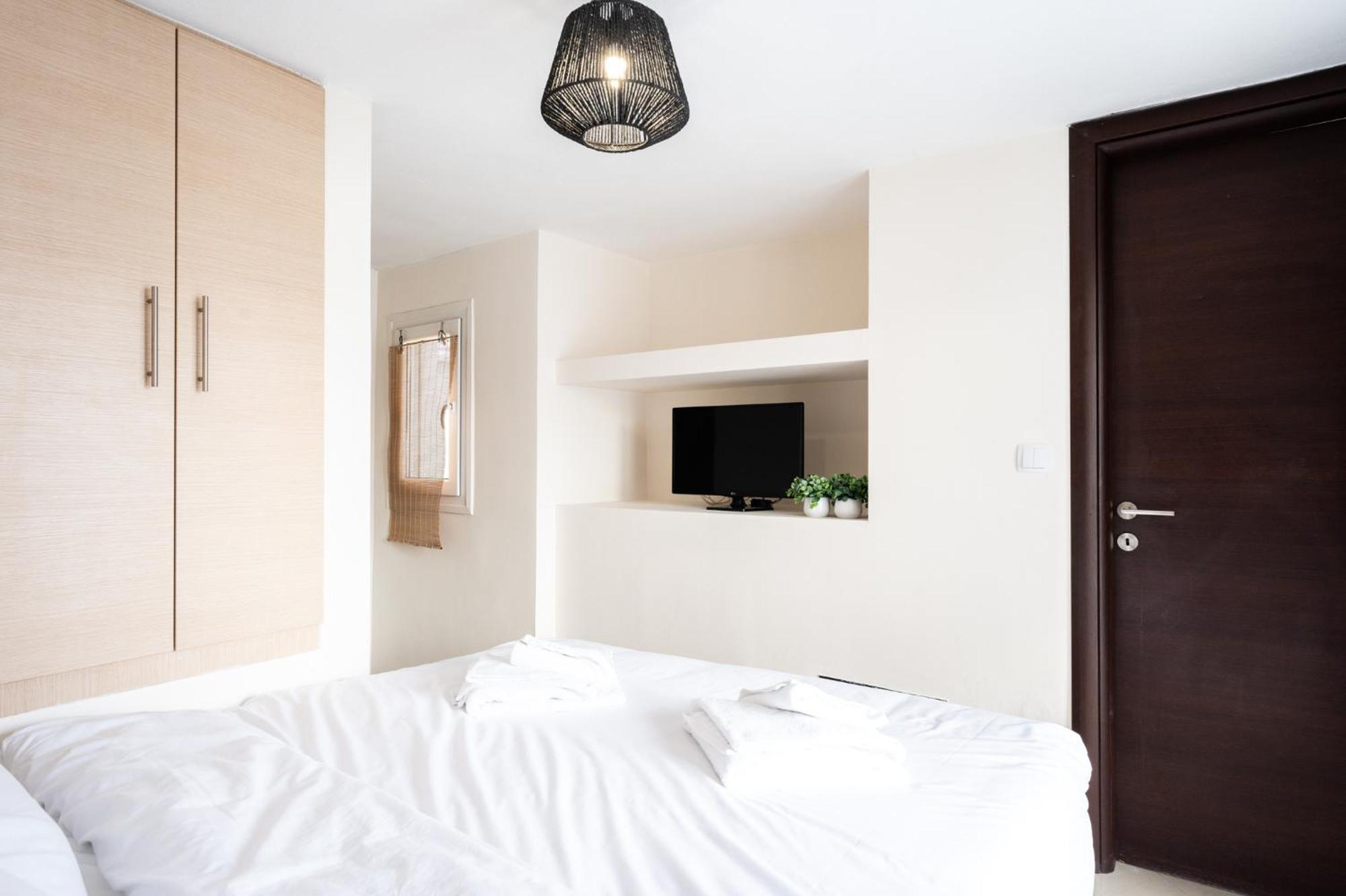 Pomegranate Luxury Penthouse Maisonette With Beautiful Terrace & Free Parking By Binobi ! Salonic Exterior foto